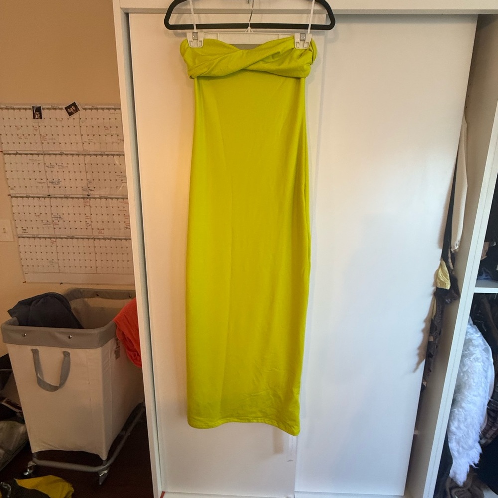 Missguided Neon Yellow / green Dress